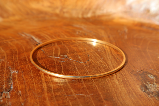 18k Yellow Gold Bangle